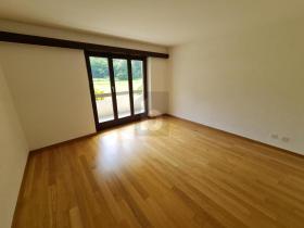 zemin apartman Chironico Satılık İsviçre