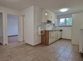 apartamento andar à venda em Gossau, Suíça