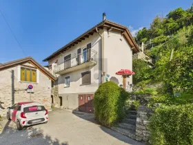 Detached house for sale in Cugnasco, Switzerland