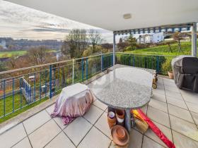 apartamento andar para alugar em Neuenegg, Suíça