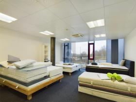 オフィススペース エムズ スイス