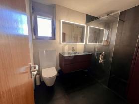 Tetőtéri lakás Bursinel Kiadó Svájc