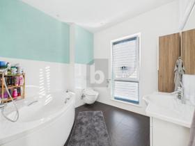 Maison pour deux familles Berneck Achat Suisse