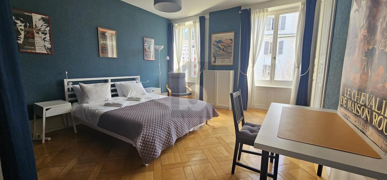 Płaski Le Locle  Szwajcaria