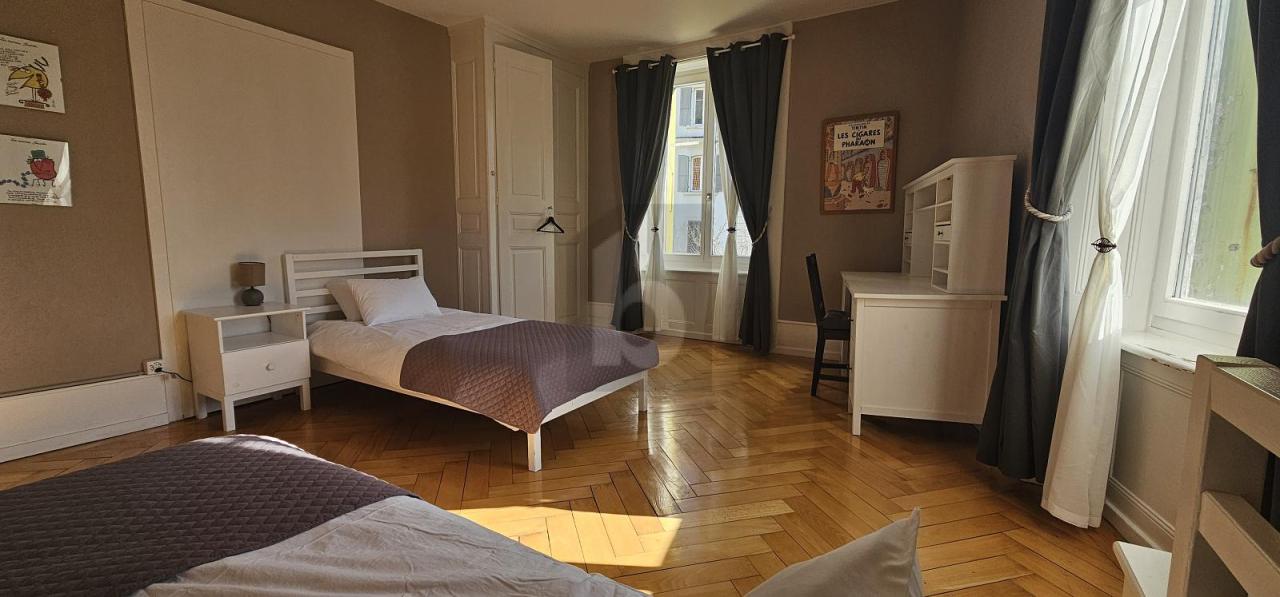 Płaski Le Locle  Szwajcaria