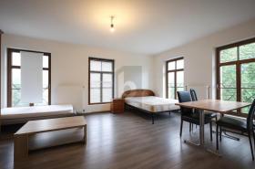 Living & Firm, business-like Huttwil Vendita Svizzera