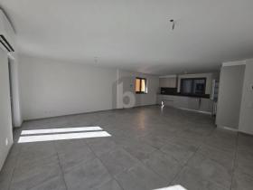 zemin apartman Pianezzo Kiralık İsviçre