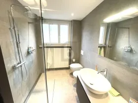 casa isolada à venda em Balerna, Suíça