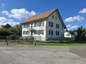 Дом на одну семью для продажи в Вендлинкур, Швейцария