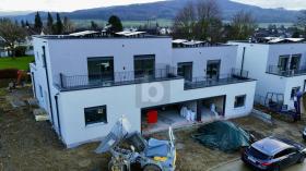 ikerház eladó a  oldalon. Möhlin, Svájc