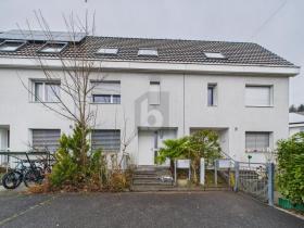 Terraced houses for rent in Reinach, Switzerland