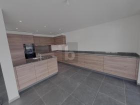 Квартира в аренду в Ла Тур-де-Трем, Швейцария Квартира в аренду в Ла Тур-де-Трем, Швейцария