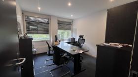 オフィススペース レ・アカシア 賃貸 スイス