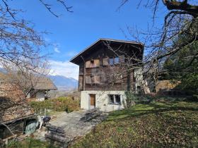 屋根裏部屋 シャレ  スイス