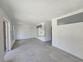 Office space for rent in Echandens, Switzerland