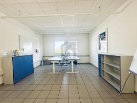 Irodahelyiségek Suhr Kiadó Svájc