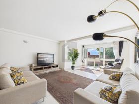 Floor Apartment for rent in Montreux, Switzerland Floor Apartment for rent in Montreux, Switzerland