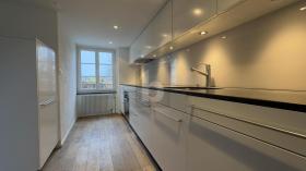 Rekkehus mellom Hombrechtikon Sveits