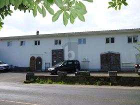 Loft stúdió kiadó a  oldalon. Rolle, Svájc