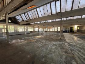 Spremite za najam u Saint-Ursanne, Švicarska