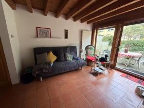 Μεσαίο σπίτι σειρά Golino Προς πώληση Ελβετία