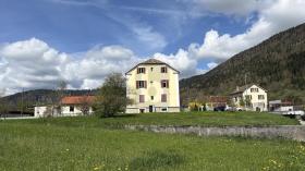 Odvojena kuća za prodaju u Noiraigue, Švicarska Odvojena kuća za prodaju u Noiraigue, Švicarska