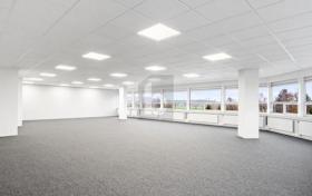 Office space for rent in Rümlang, Switzerland