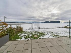 Földszinti lakás kiadó a  oldalon. Säriswil, Svájc