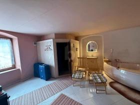 Edificio comercial Cornol En venta Suiza