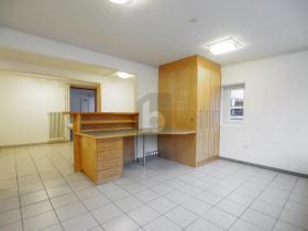 Espaço de escritório Para alugar em Wimmis, Suíça Espaço de escritório Para alugar em Wimmis, Suíça