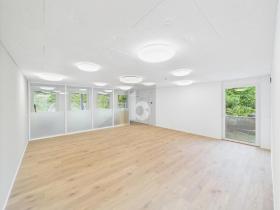 Espaço de escritório Para alugar em Münchenstein, Suíça