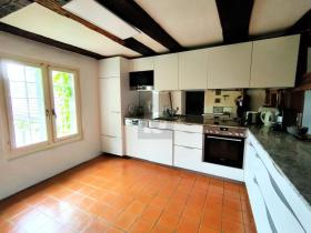 Gulv Leilighet  Uhwiesen Til leie Sveits