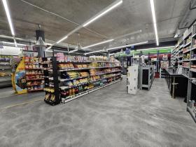 Shop For Rent in Dübendorf, Switzerland