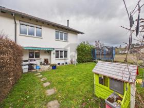 Maisons de ville d'angle À vendre à Kradolf, Suisse Maisons de ville d'angle À vendre à Kradolf, Suisse