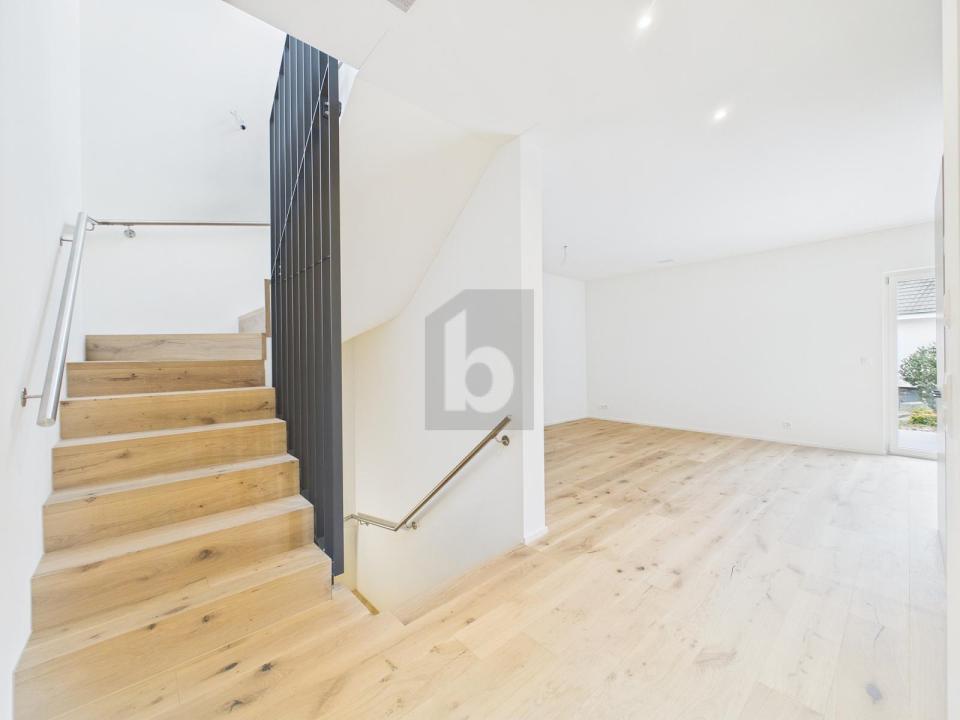 ikerház Möhlin Eladó Svájc