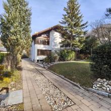 Tomannsboligen Til leie i Bettingen, Sveits