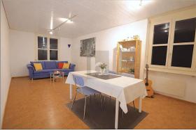 1階フラット 賃貸 で ヴァリスヴィル バイ ニーダービップ, スイス