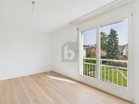 フラット ウレンロス 賃貸 スイス フラット ウレンロス 賃貸 スイス