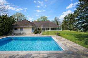 Villa te koop in Bettlach, Zwitserland Villa te koop in Bettlach, Zwitserland