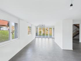 Leilighet over 2 plan Til leie i Dicken-Mogelsberg, Sveits