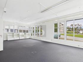 Office space For Rent in Uznach-Uznaberg, Switzerland