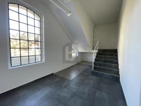 Espaço de escritório Para alugar em Walliswil bei Niederbipp, Suíça