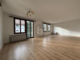 appartamento In affitto a Döttingen, Svizzera