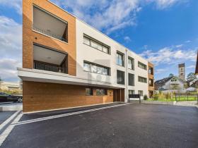 Consultório médico Para alugar em Gelterkinden, Suíça