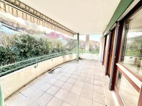 zemin apartman  Liestal Satılık İsviçre