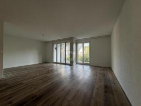 Floor Apartment For Rent in Obersiggenthal, Switzerland