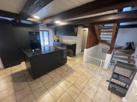 Leilighet over 2 plan Til leie i Pratteln, Sveits