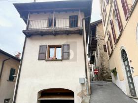 Maison de vacances À vendre à Muggio, Suisse