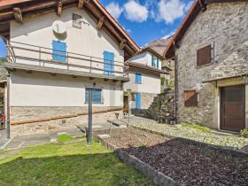 casa unifamiliare In vendita a Claro, Svizzera