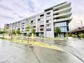 Ladenlokal Zu vermieten in Zug, Schweiz
